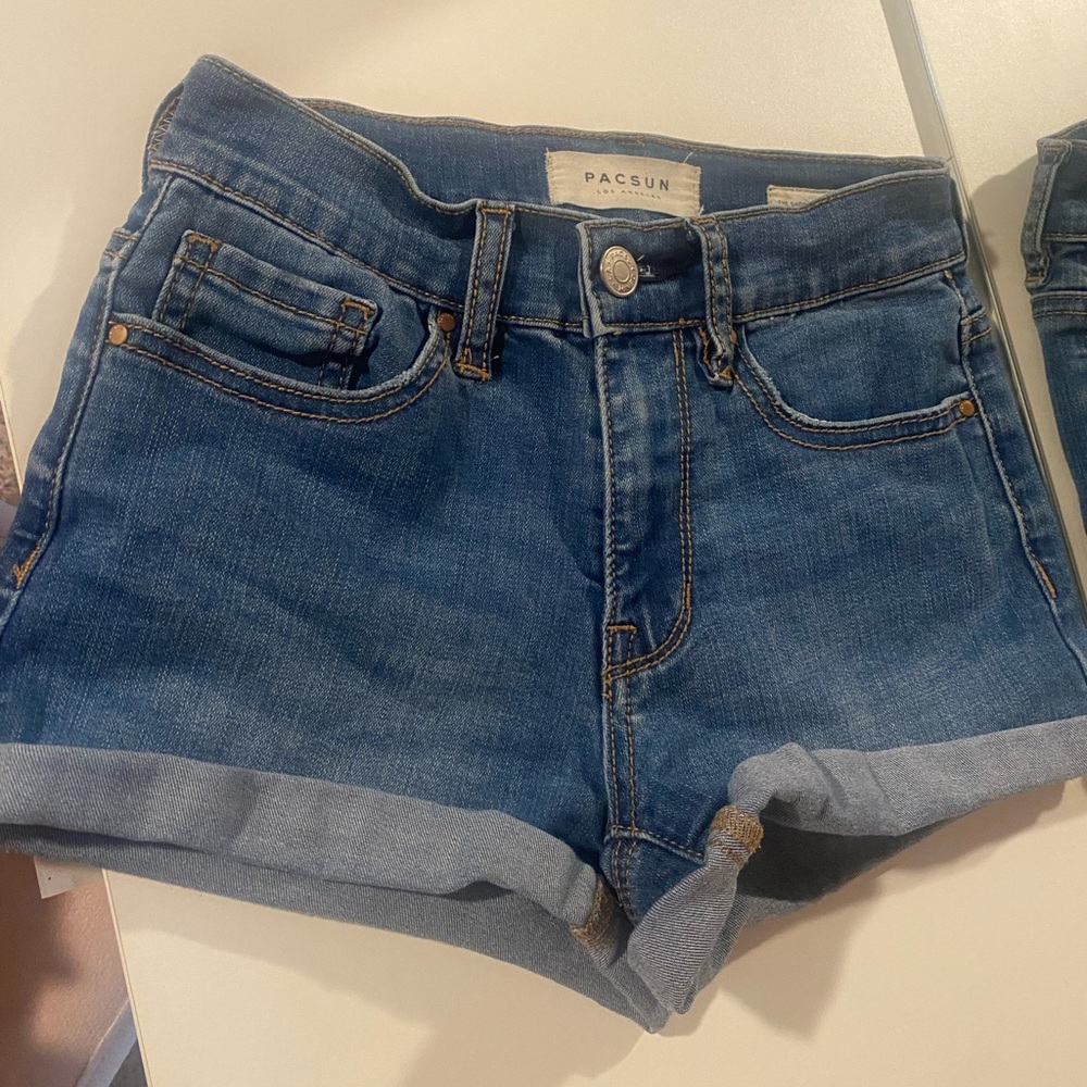 Pacsun shorts 22